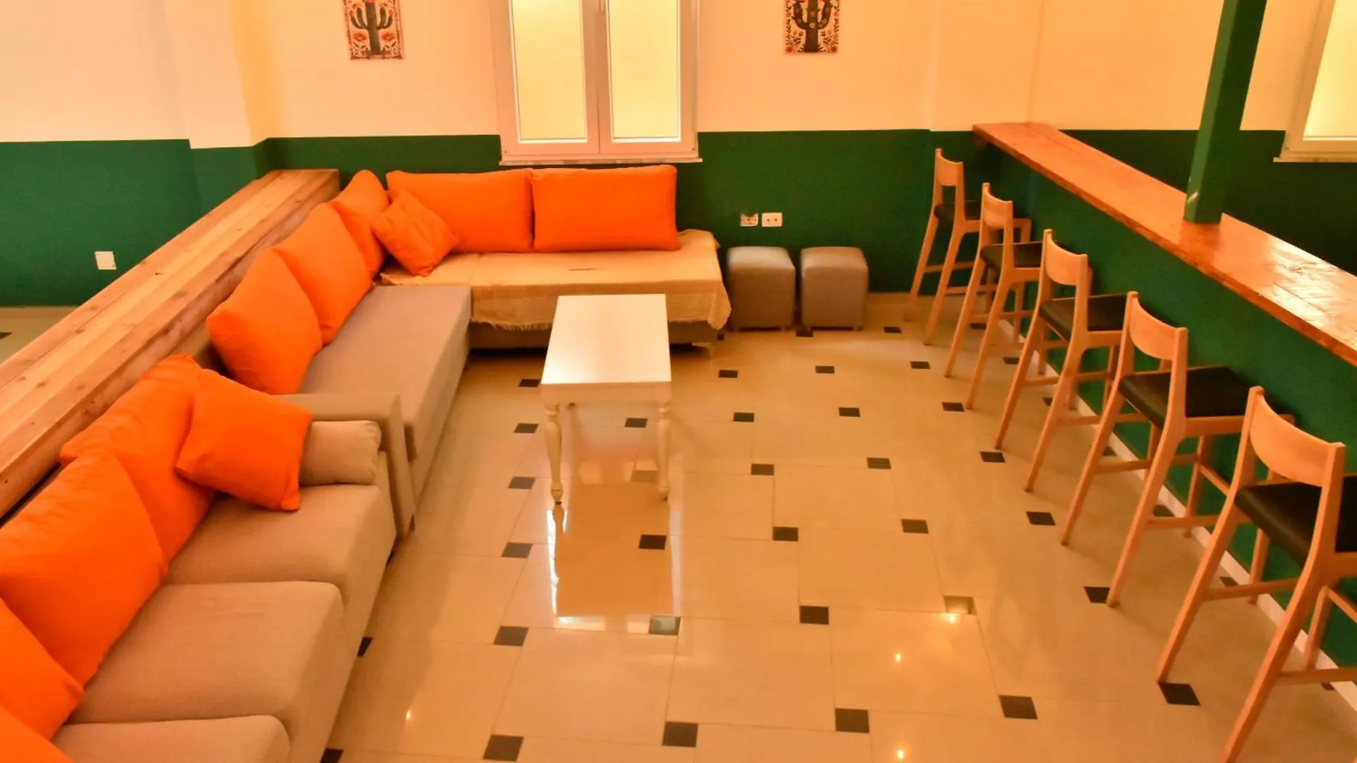 Trip'N'Hostel Pink Bubble Tirana Albanië